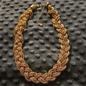 Elegant Gold Tone Braided Necklace